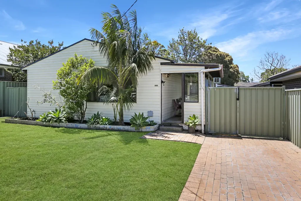 26 Barellan Avenue, Dapto, NSW 2530