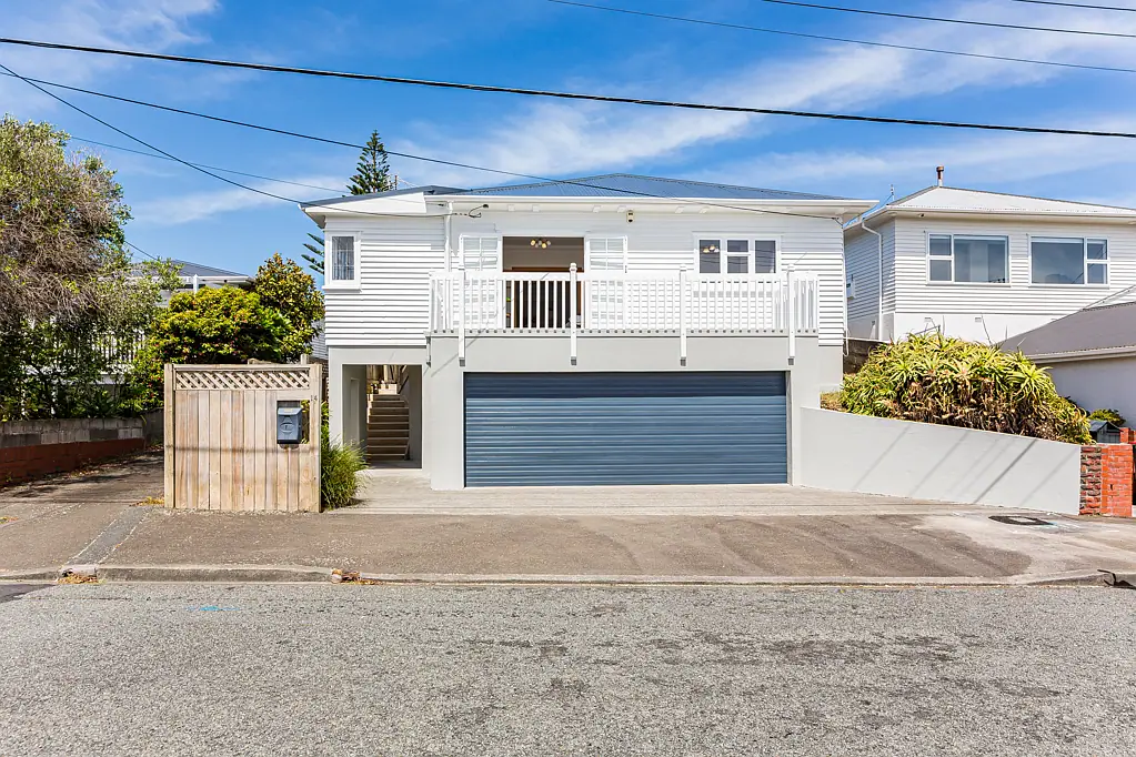 14 The Quadrant, Miramar, Wellington