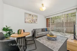 6/14 Yendon Road, Carnegie