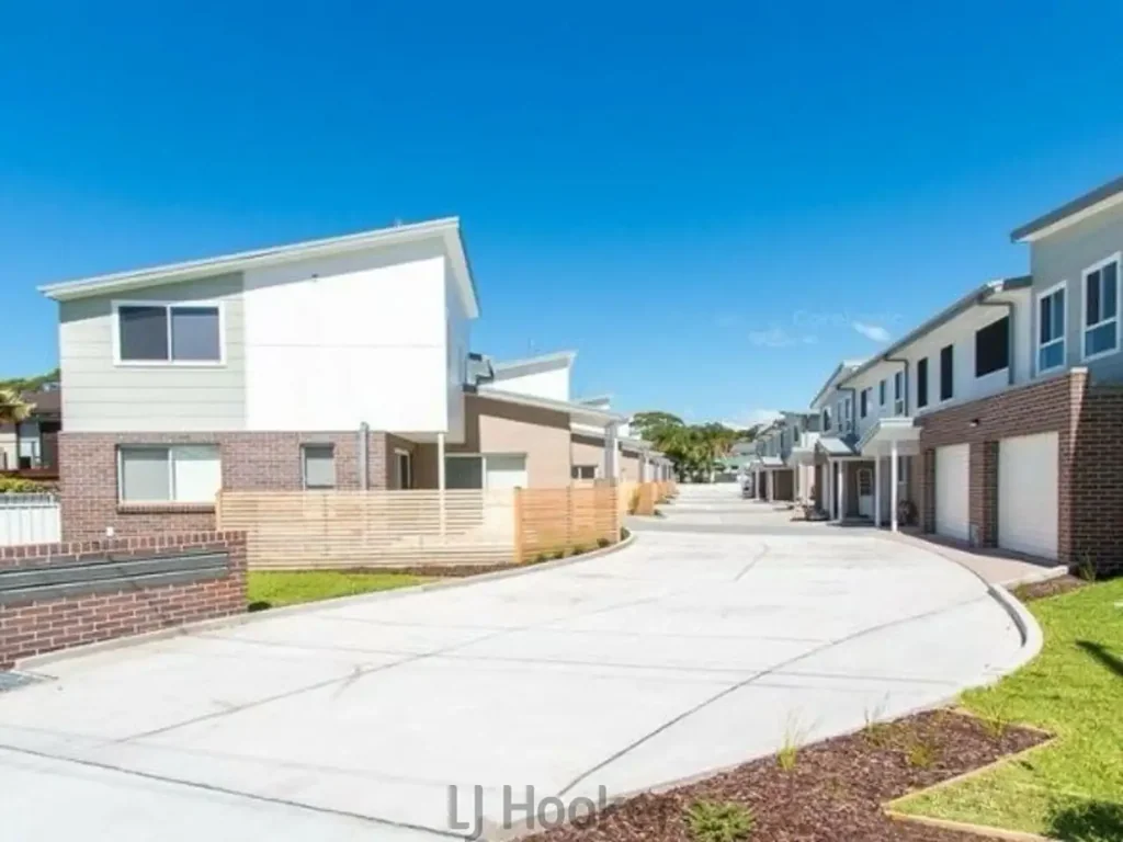 Modern Townhouse Living in the Heart of Mount Hutton