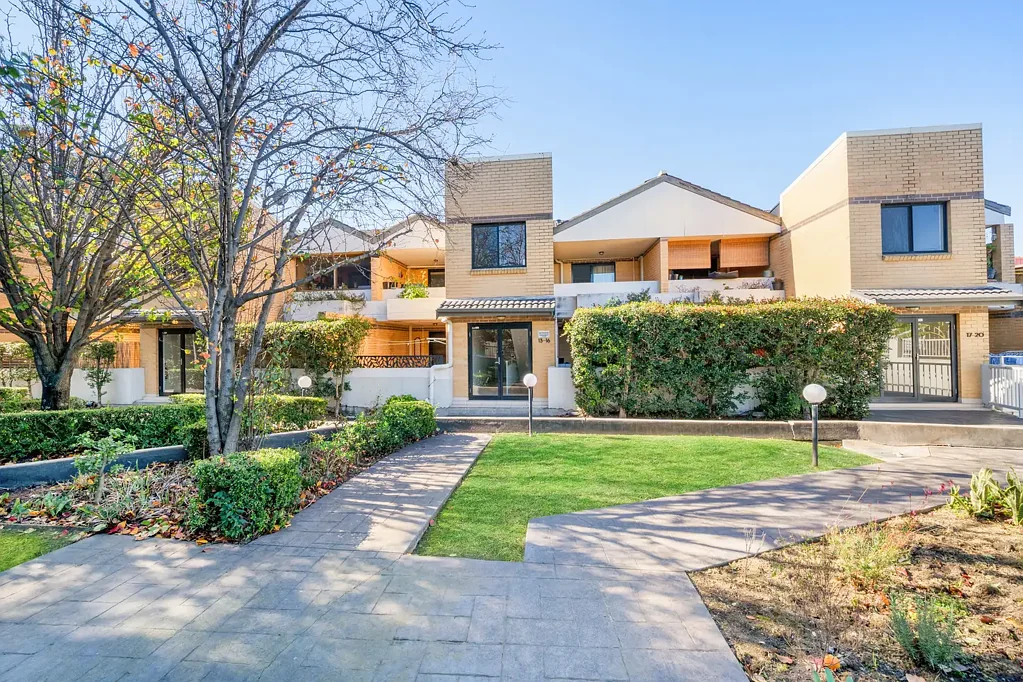 13/35-43 Penelope Lucas Lane, Rosehill, NSW 2142