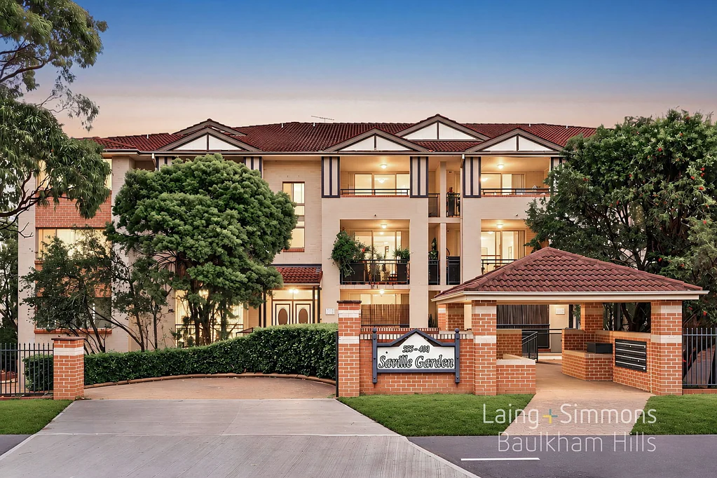 Baulkham Hills 2બેડરૂમ Double Brick Unit with Spacious Floor Plan, North-Facing Balcony & Lock-Up Garage! Jasper Road Public School Catchment