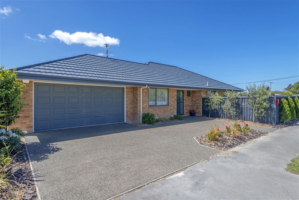 2 Kirsten Place, Parklands