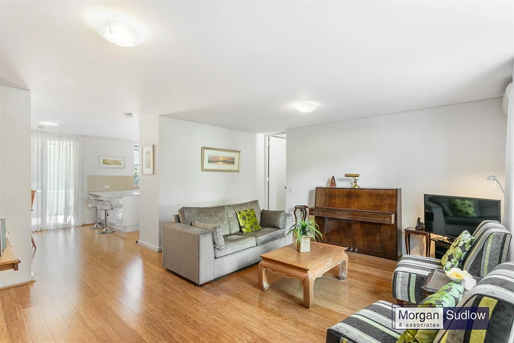 GF East/16 Kings Park Avenue, Crawley, WA 6009