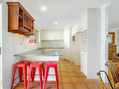 8 Delta Way, Point Vernon, QLD 4655, 4 slaapkamers, 2 badkamers, House
