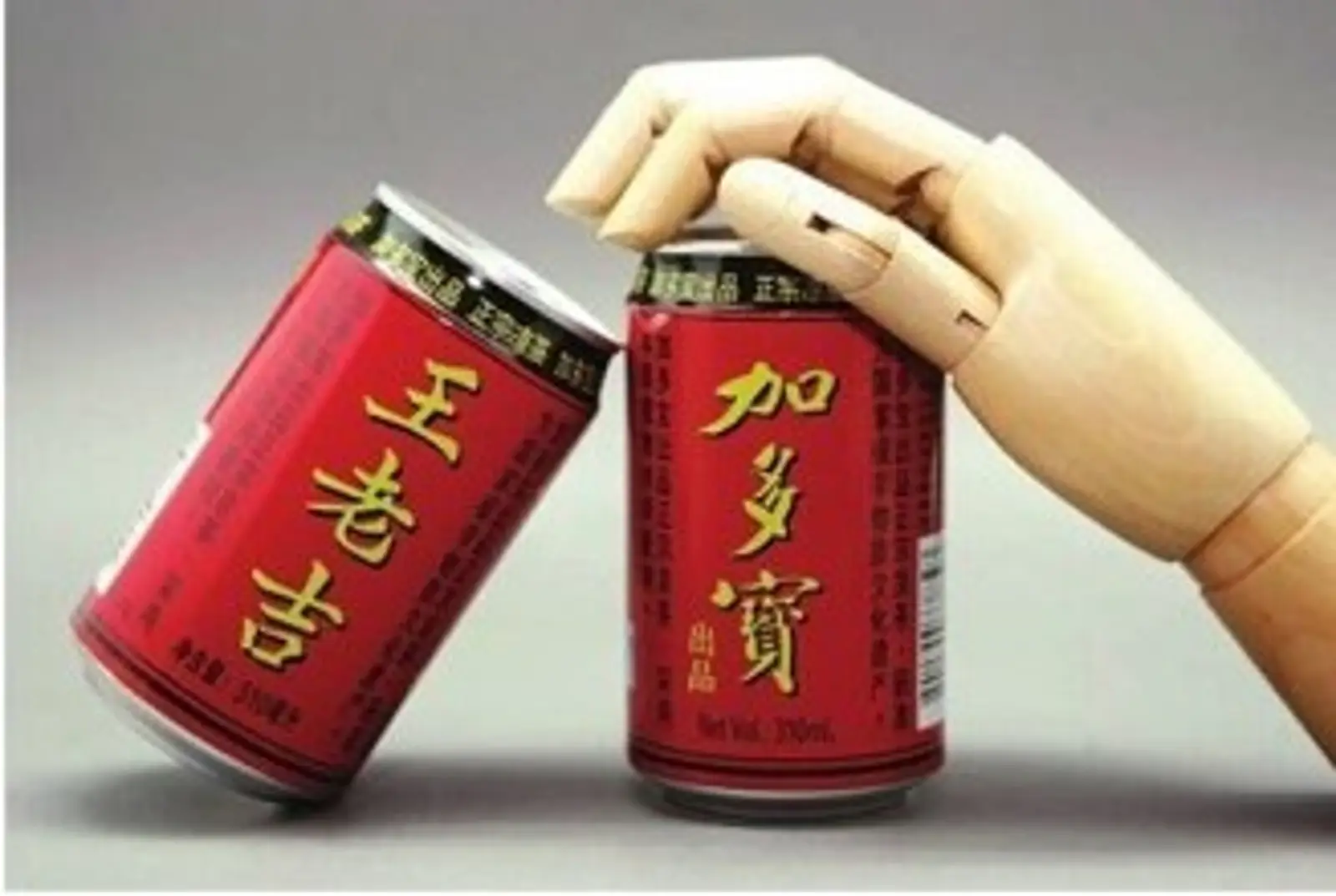 这一场架,打垮了中国凉茶