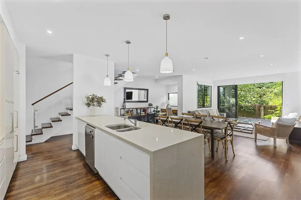 Terrigal 3房  Modern Coastal Living Moments From the Beach