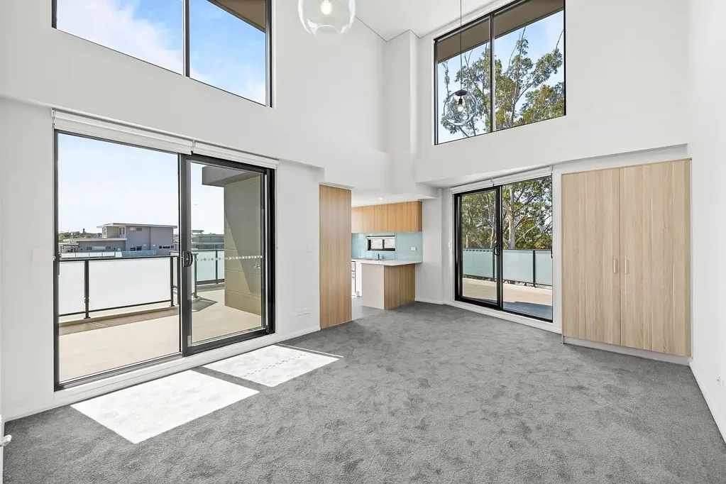 Luxury Four-Bedroom Penthouse with Panoramic Views at Amore