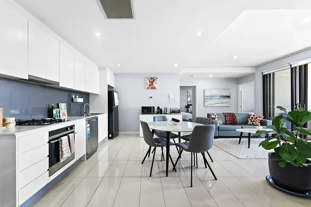 Homebush 2 Slaapkamer Modern Comfort in Prime Homebush Location