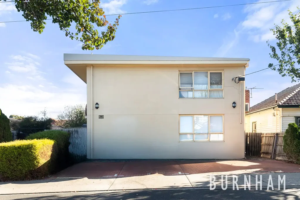 Footscray 2chambre Light-Filled Living in a Prime Location....