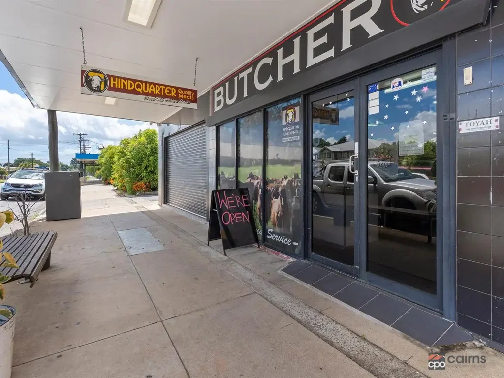Gordonvale 2 Slaapkamer Iconic Butcher Shop - FreehoId & Business in Heart Of Gordonvale