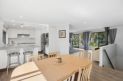 115 Dandaraga Road, Mirrabooka, NSW 2264, 3房, 2浴, House