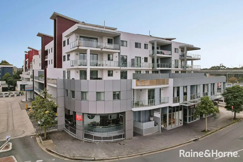 Kellyville Ridge 3房 位于 Kellyville Ridge 中心的时尚宽敞公寓，带有超大庭院 Stylish & Spacious Apartment in the Heart of Kellyville Ridge with Huge Courtyard