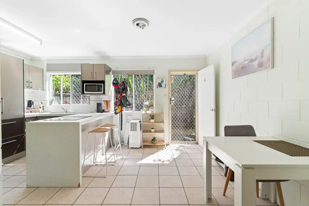8/25 Mount Peter Road, Edmonton, QLD 4869