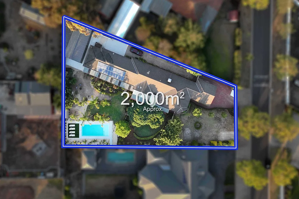 10 Castlewellan Boulevard, Hillside, VIC 3037