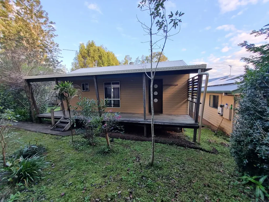 Freestanding Villa in Nimbin village.