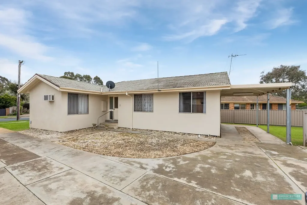 Unit 1/11 Cogo Ct, Golden Square, VIC 3555