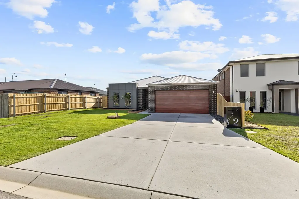 2 Tyrone Close, Traralgon, VIC 3844