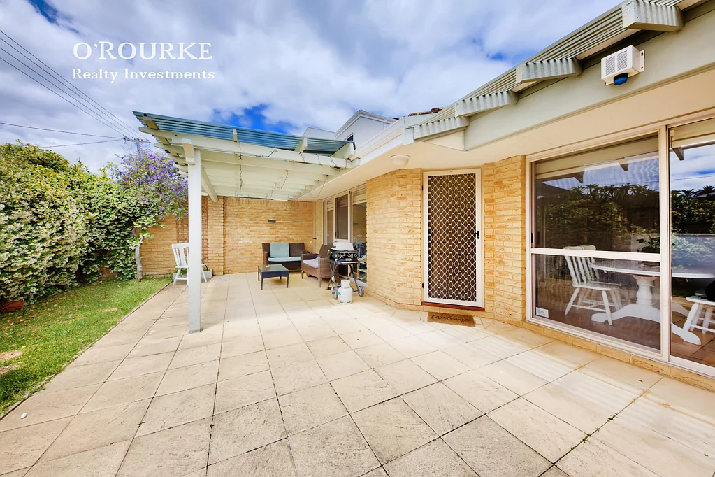 19 Ostend Road,, Scarborough, WA 6019