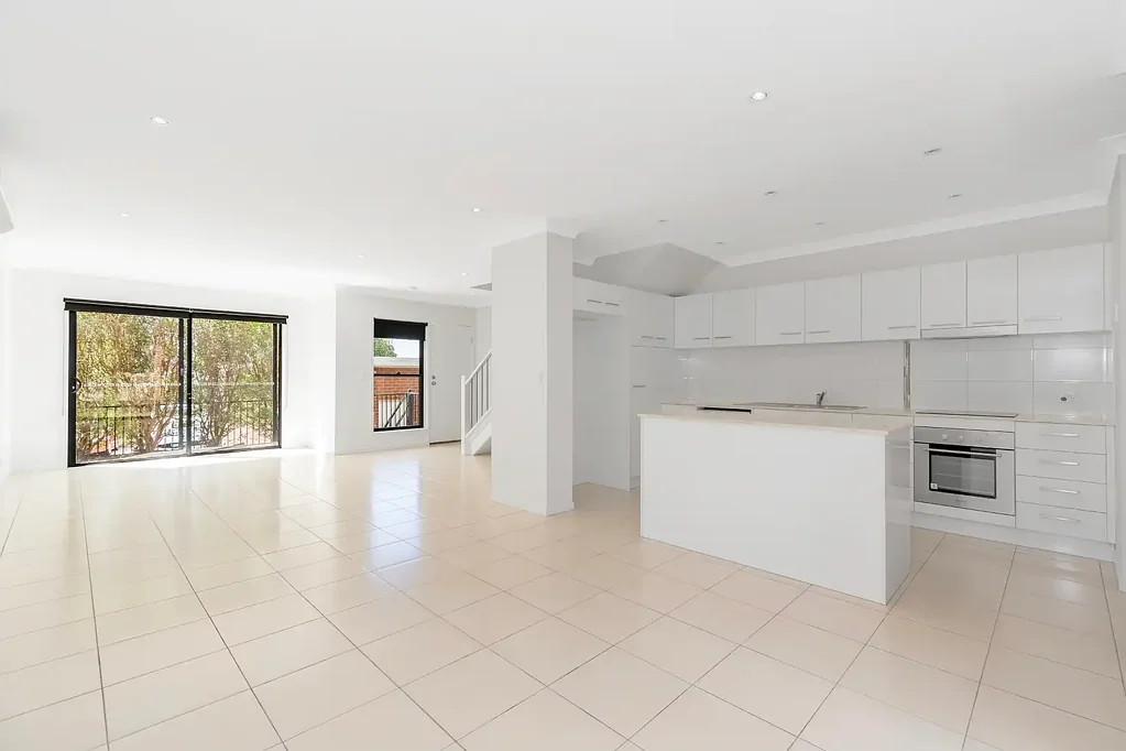 Modern 3 Bedroom Townhouse