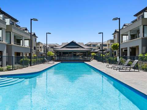 Currambine 2 Bedroom Unbeatable Resort-Style Living