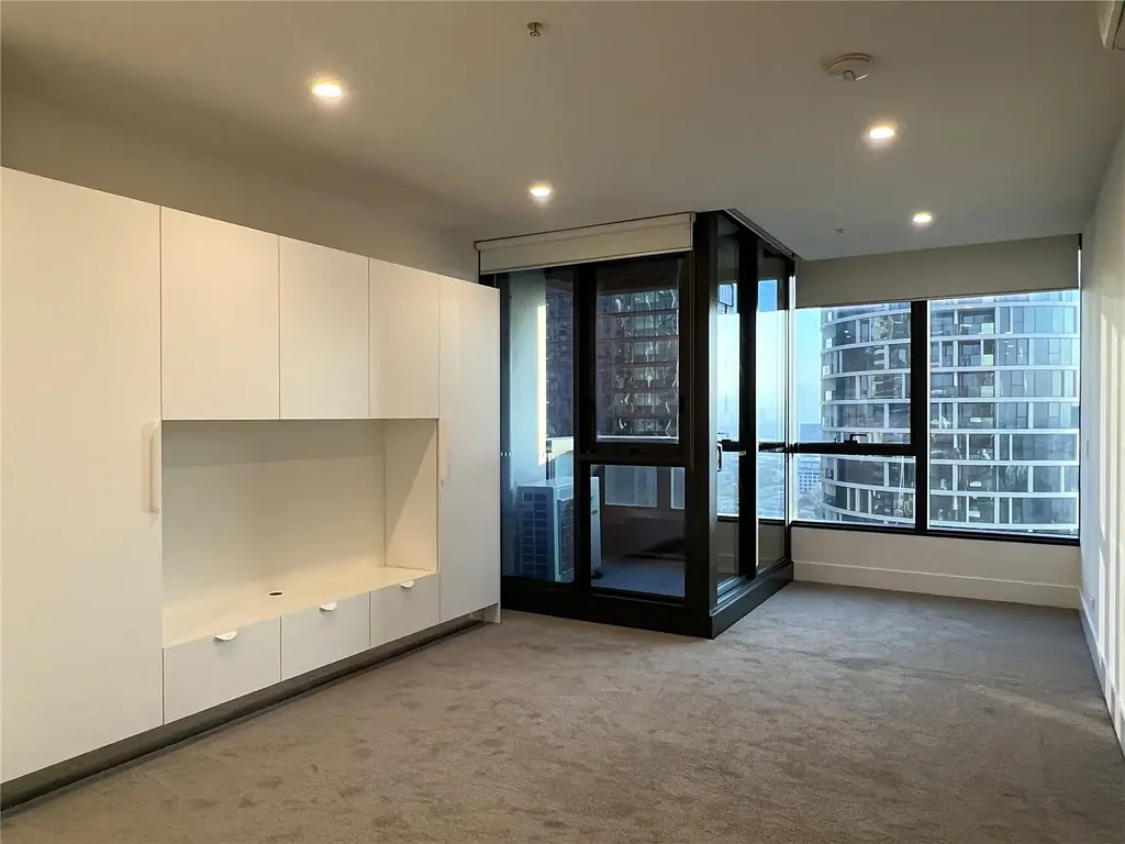 Two Bedroom Apartment with Carpark and Storage in the Vision Complex!