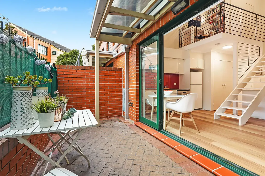 Lilyfield 2બેડરૂમ Stylish Loft-Style Townhouse With A Private Courtyard