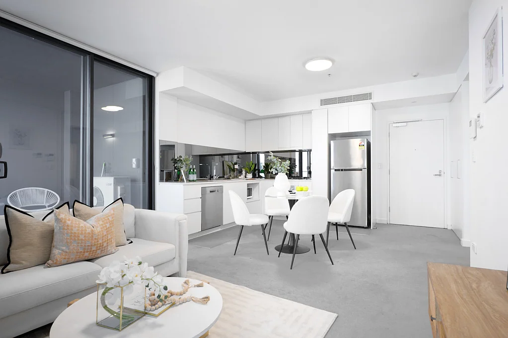 Rockdale 1कमरा Stylish One-Bedroom Apartment with Oversized Living and Secure Parking !!!