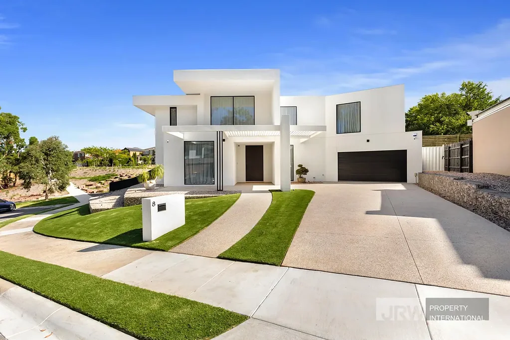 Glen Waverley 5部屋 Contemporary Elegance Redefined Architectural Brilliance Awaits Bold, Sleek & Timeless