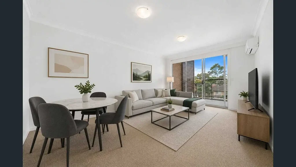 Modern East-Facing Apartment in a Convenient Mays Hill Location
