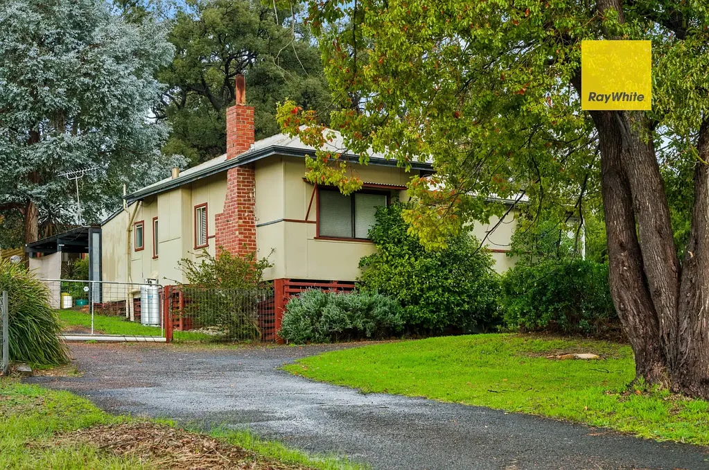 12 Padbury Road, Bridgetown, WA 6255