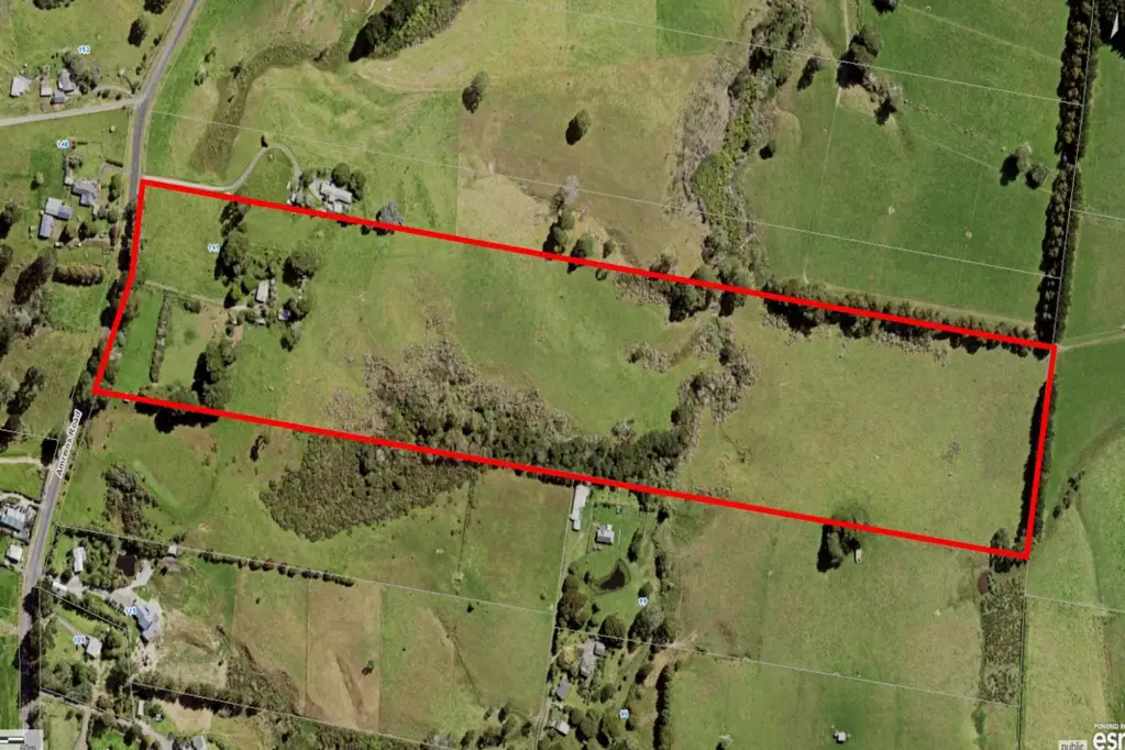 Taupaki 3ห้องนอน Prime Development Site: 14.14 Hectares in Auckland