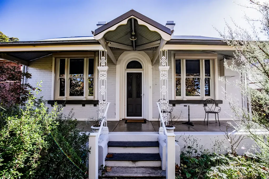 Fully furnished home in the heart of Orange