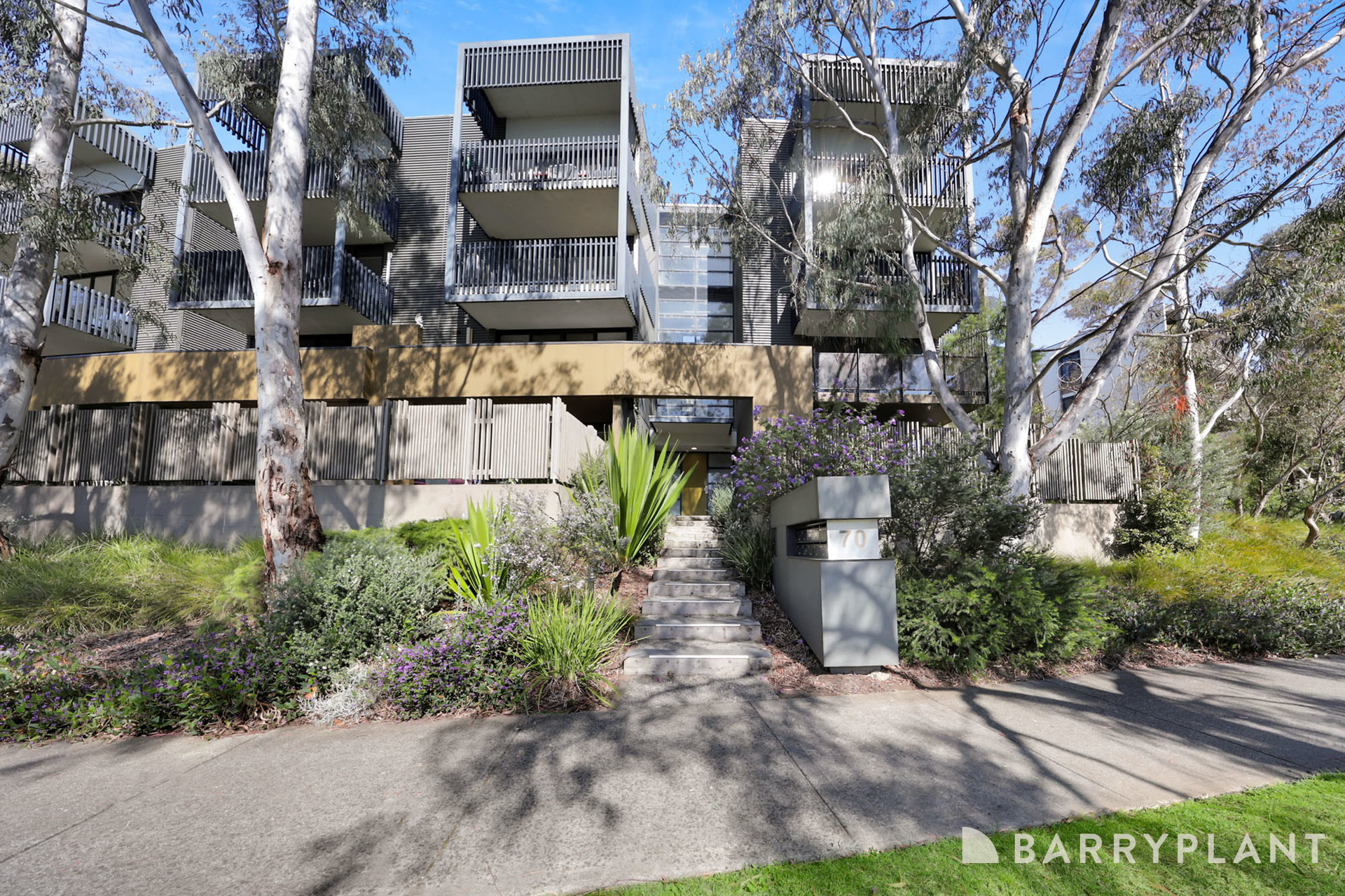 UNIT 9 70 JANEFIELD DR, BUNDOORA VIC 3083, 0房, 0浴, Townhouse