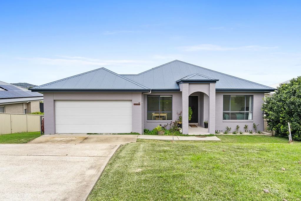 16 Redbank Drive, Scone, NSW 2337