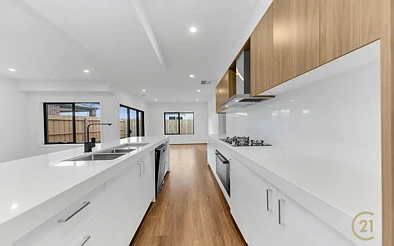 5 Mckell Street, Deanside, VIC 3336, 4 rūma, 2 rūma horoi, House