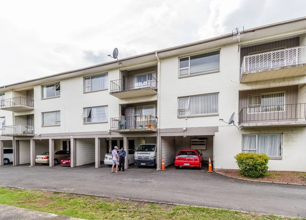 Convenient Two-Bedroom Unit with Car Park