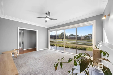 8 Ford Street, Ararat, VIC 3377, 4 slaapkamers, 1 badkamers, House