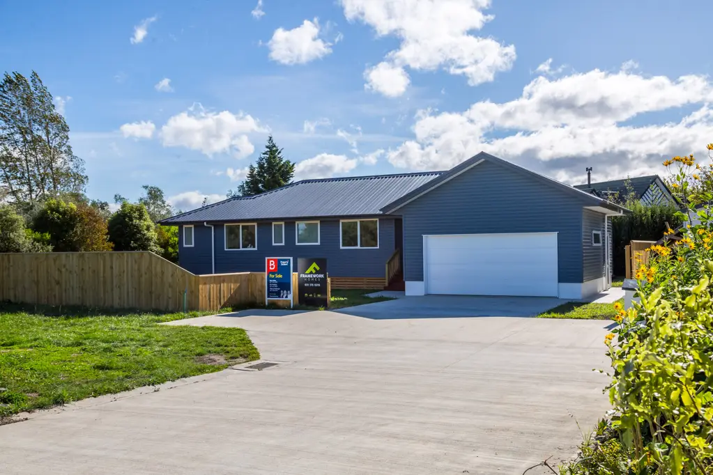 Carterton 3房  Private, stylish and move-in ready!!
