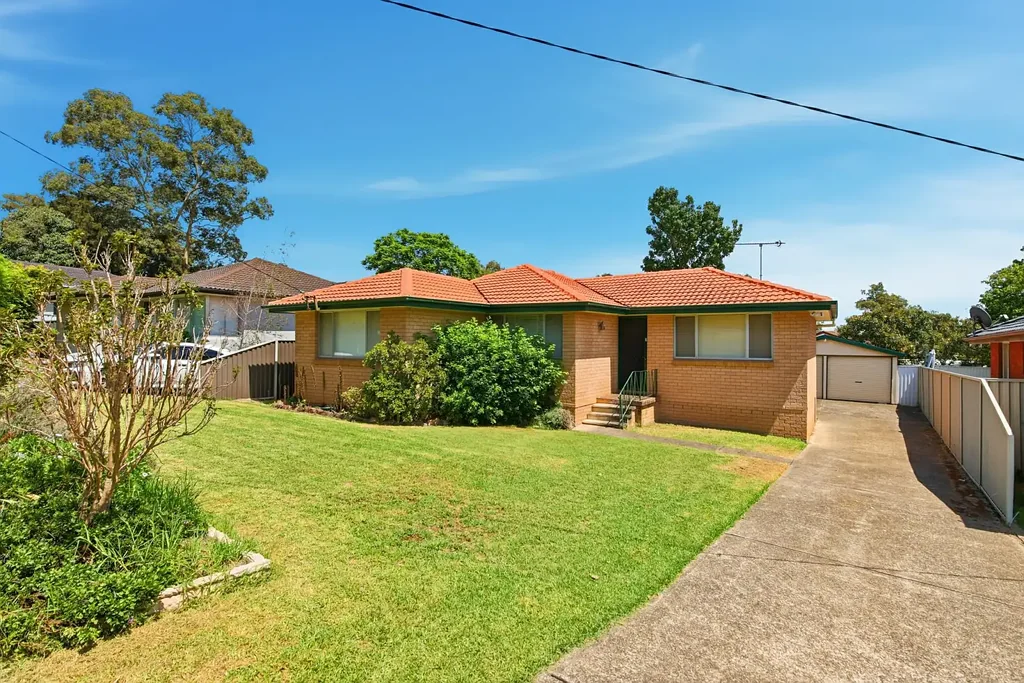 32 Flinders Avenue, Camden South, NSW 2570