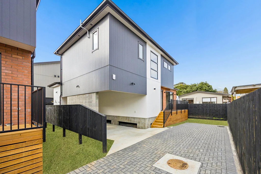 Mount Albert 4 Slaapkamer Brand New Individual Family Home in Prime Location