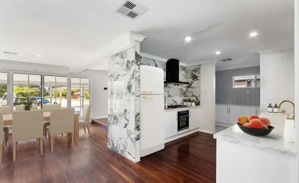Lynwood 4ਬੈੱਡਰੂਮ Spacious Family Home in the Heart of Lynwood
