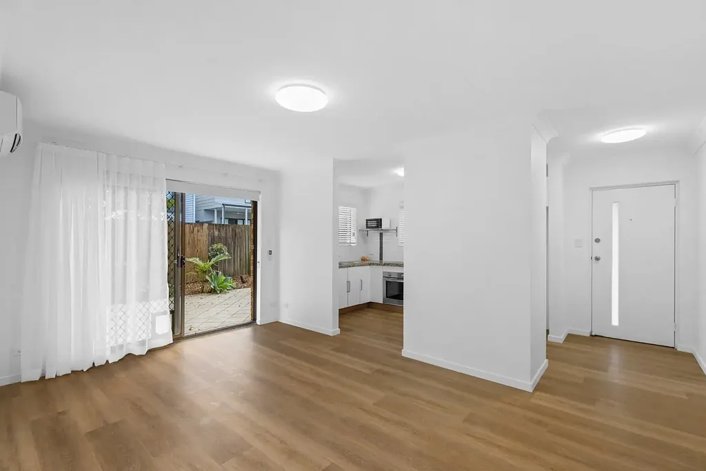 Charming Unit in the Heart of Ascot - Water Incl.