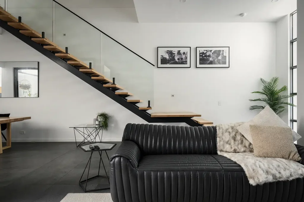 Paradise Point 3 Slaapkamer 316sqm Tri-Level Villa |  Luxury + Marina Berth Option Available