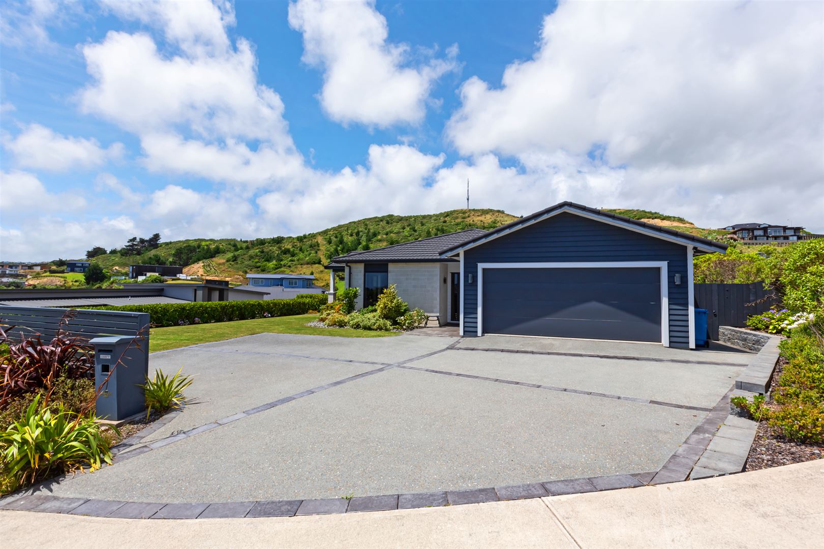 2 Manapouri Lane, Aotea, Porirua, 4房, 2浴