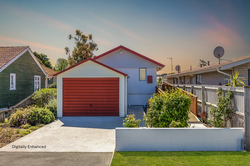 New Brighton 3कमरा Lovingly Held Now Available by Estate Instruction