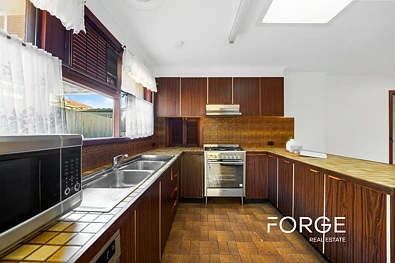 Kusina - 3 Roehampton Avenue, Wantirna, VIC 3152