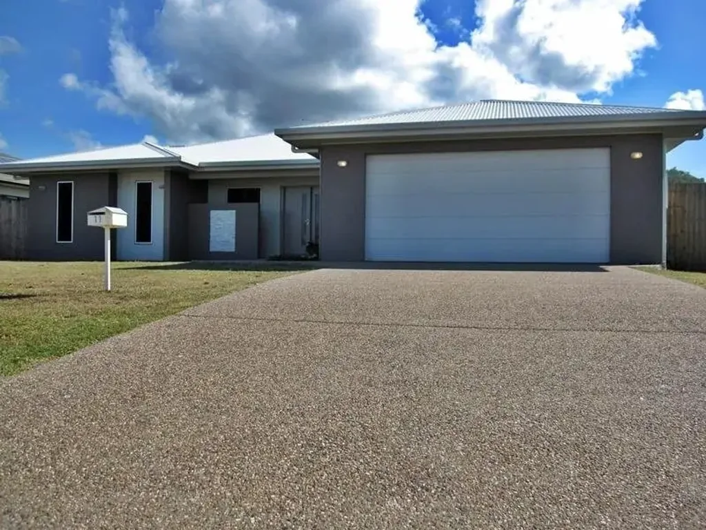 FAMILY HOME IN TRINITY PARK (UNFURNISHED)