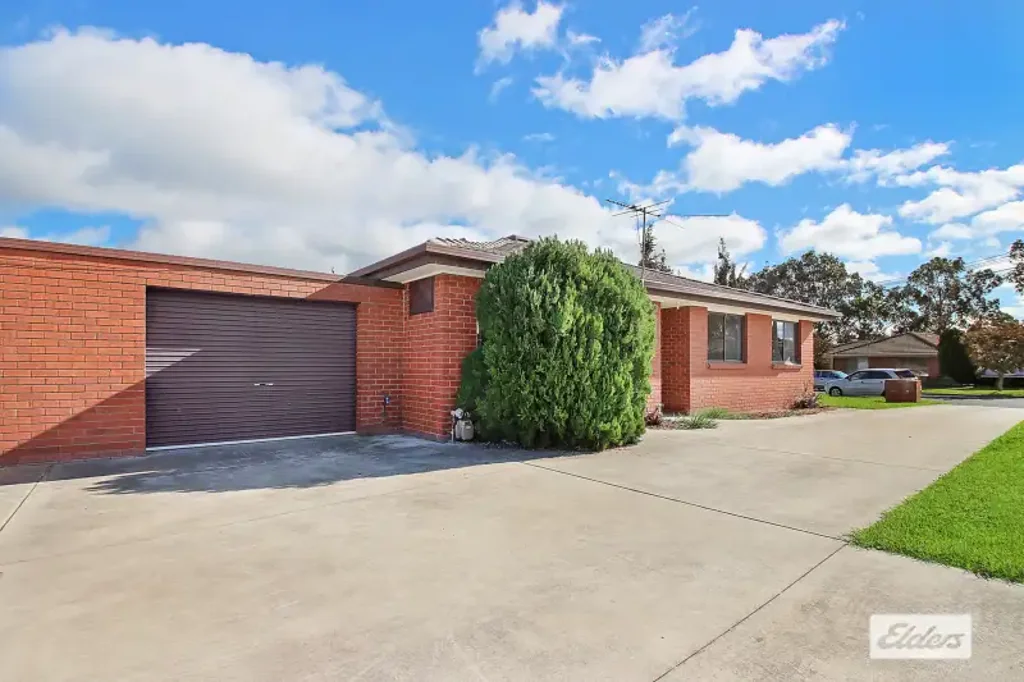 Perfectly Located, Within Walking Distance To Central Wodonga!