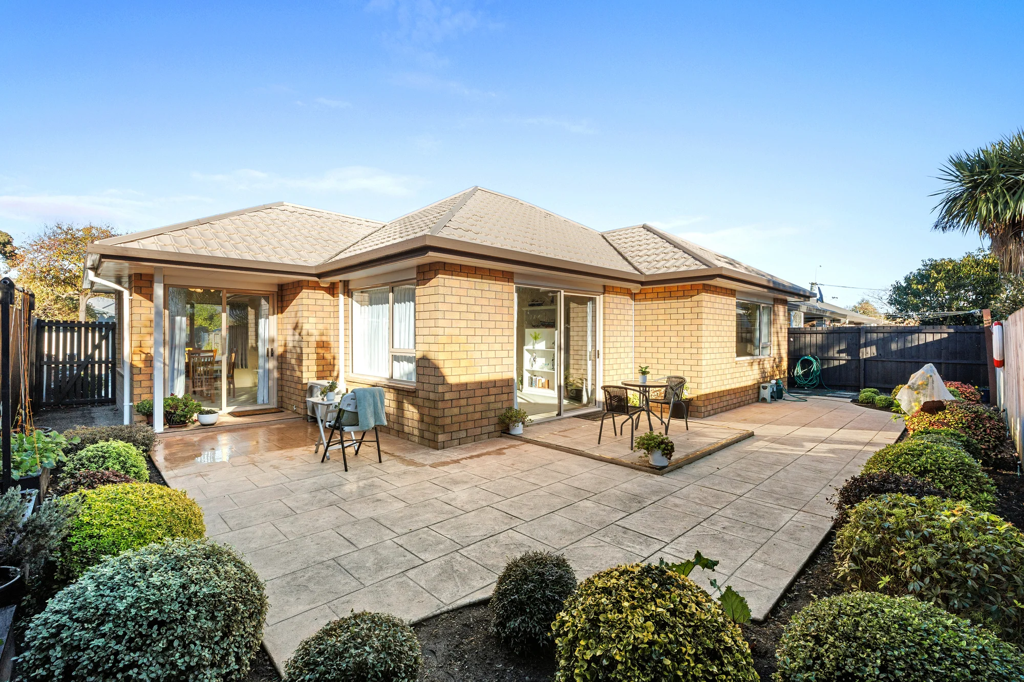 Sydenham 2房 Location Lifestyle Convenience
